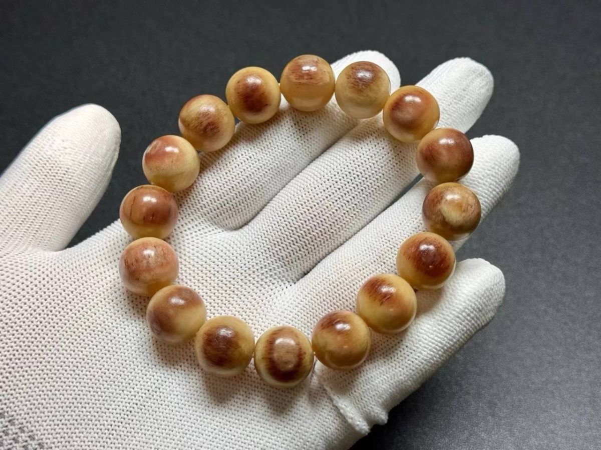 东北满血料虎骨手串