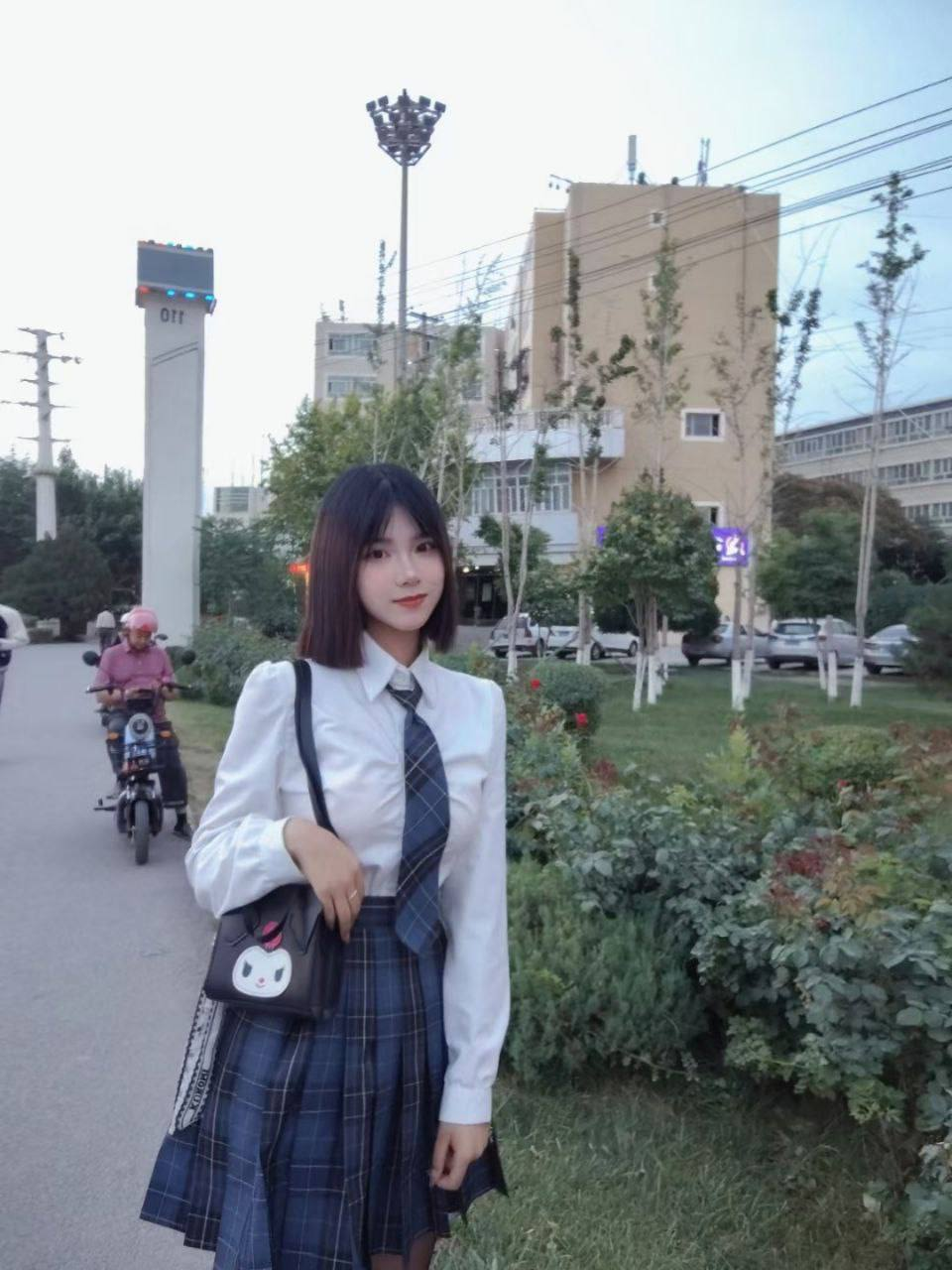 地区：伊宁 省份：新疆#包养